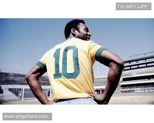 历史上被誉为足球第一球星的人物是谁及其传奇足坛历程